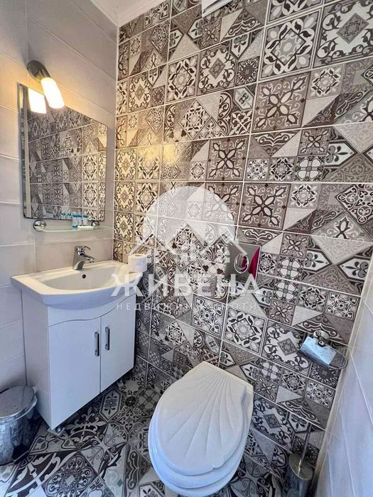 Дава се под наем Двустаен апартамент в к.к. Св.Св. Константин и Елена - 65 кв.м за 650 € - Снимка #7