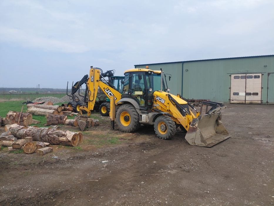 Buldoexcavator de închiriat!