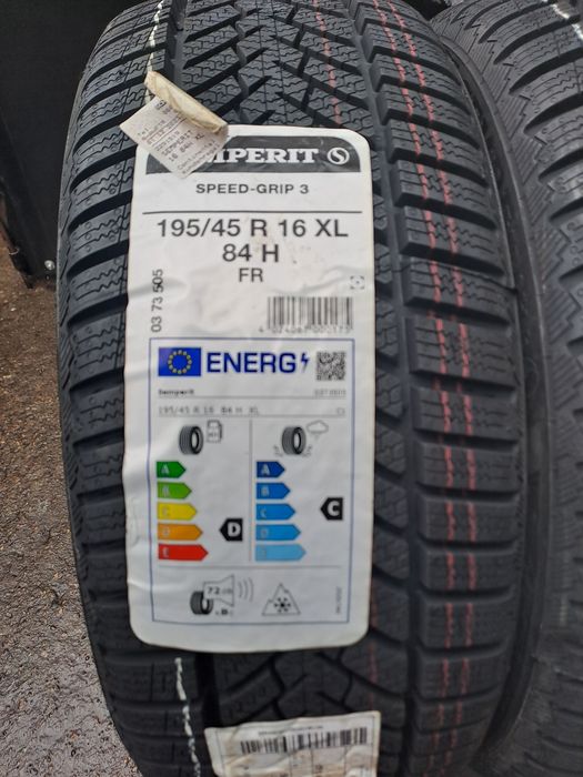 Нови 195/45/16 Semperit Speed-Grip 3 DOT 4023