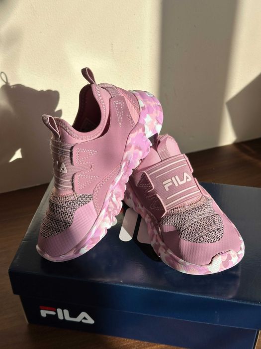 Детски маратонки без закопчаване FILA, размер 27