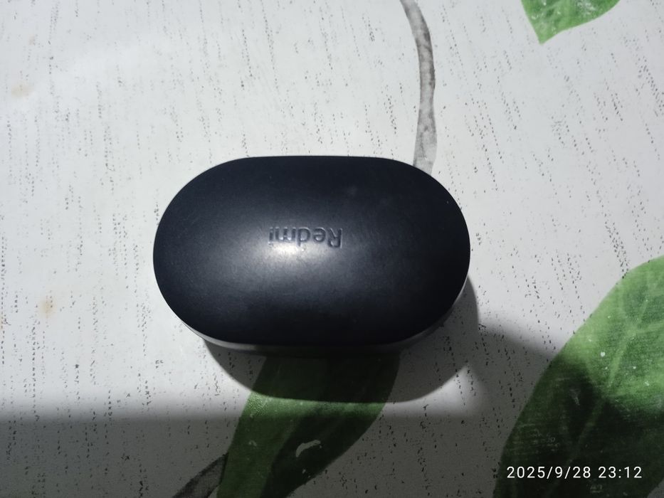 Наушник сатылады