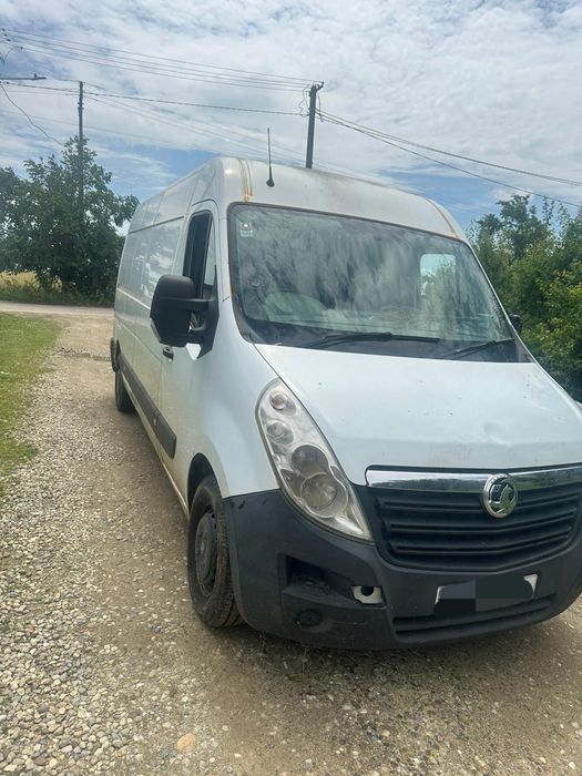 Dezmembrez Opel Movano 2.3dci M9T