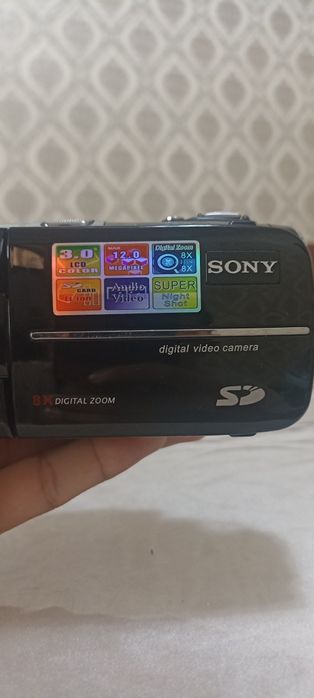 Продаётся Sony видеокамера в отличном состоянии