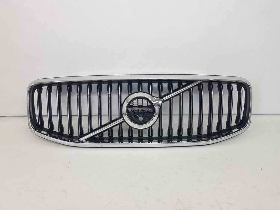Grila radiator Volvo XC60 dupa 2018
