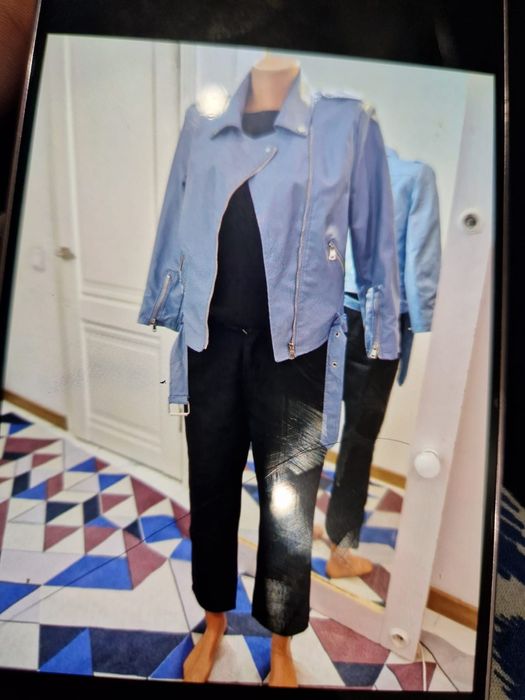 Продам одежды не носили