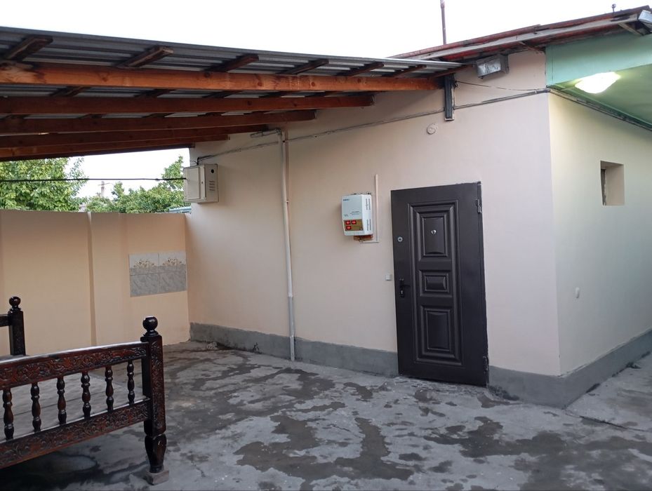 SROCHNO! ARZON! hovli sotiladi