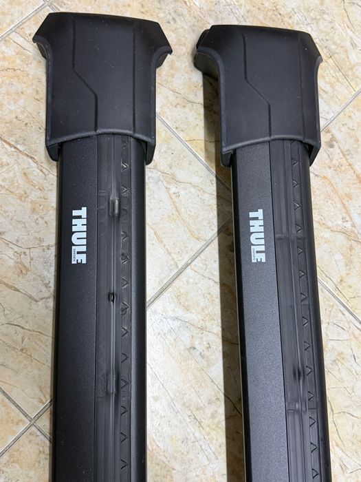 Багажник на крышу Thule Edge (дуги + опоры)