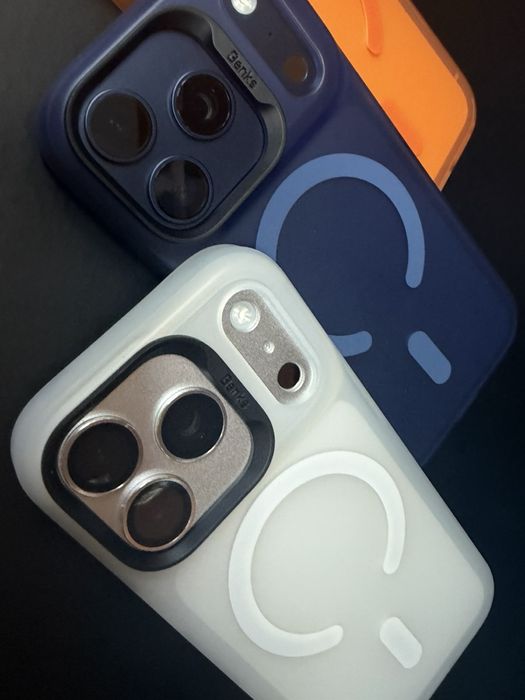 iPhone 17 Pro,iPhone 17 Pro Max Benks луксозни гърбове в три цвята