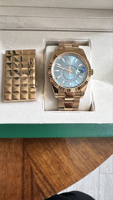 часы Rolex Sky-Dweller everose gold/blue-green dial