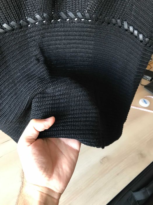 Vestă lungă cu inserții Vestă neagră pentru damă (cardigan)