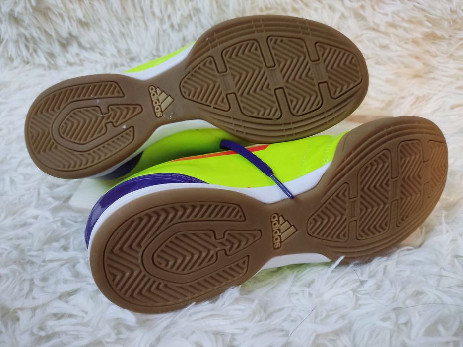 Маратонки Адидас 37р