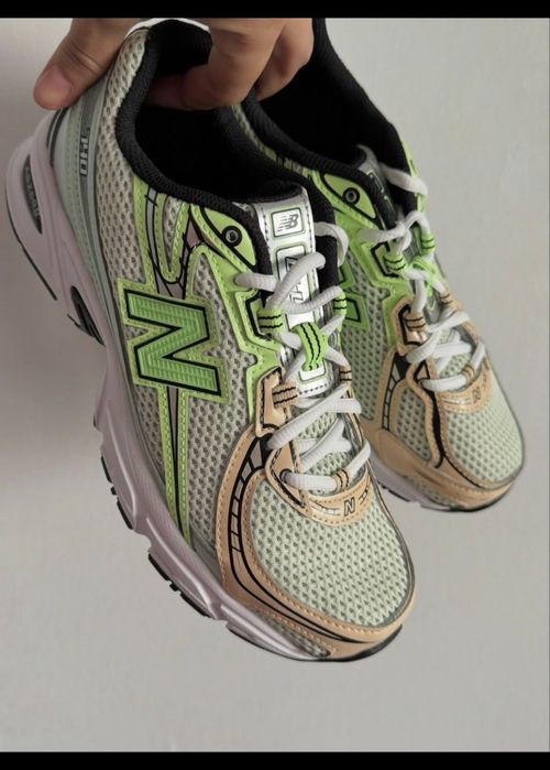 Кроссовки New Balance 740
