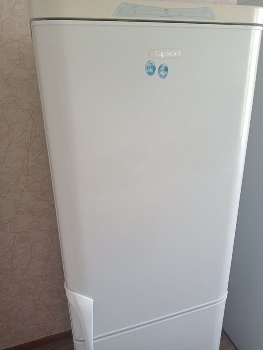 Продам холодильник Бирюса