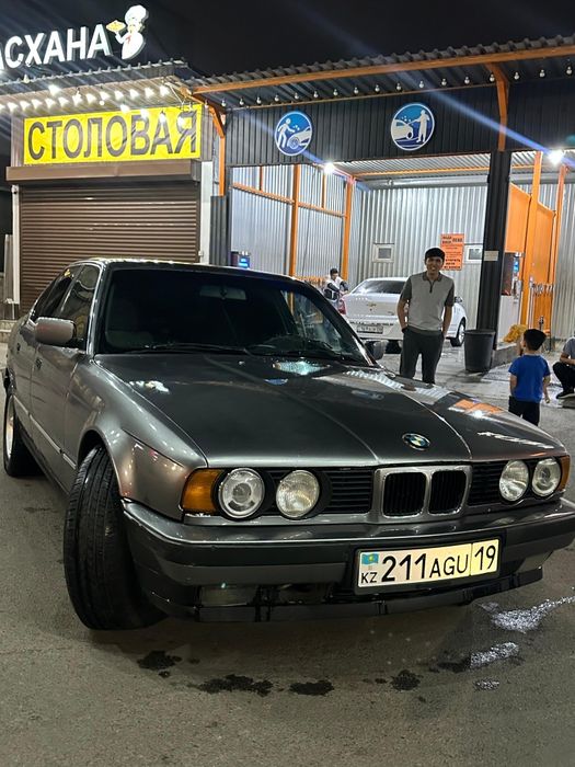 Продам БМВ 2.5 без вануса