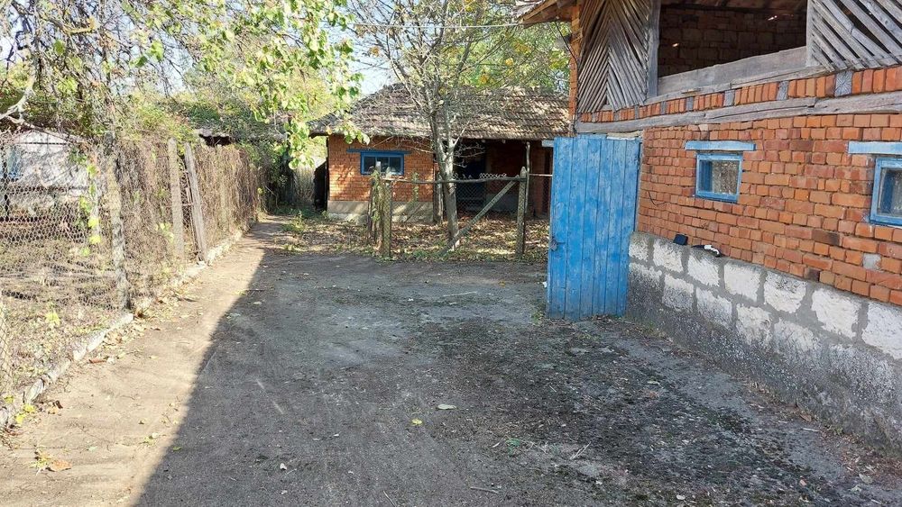 Продава се Къща в Русе, Родина 2 - 100 кв.м за 204 €/кв.м - Снимка #1