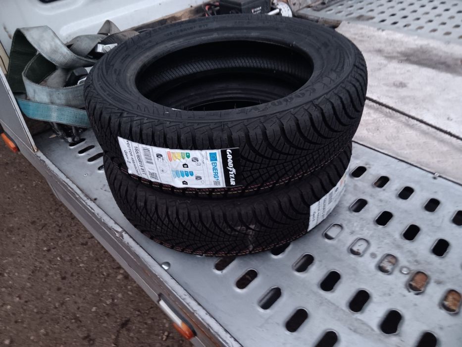 Goodyear 165 65 R15 2бр гуми всесезонни