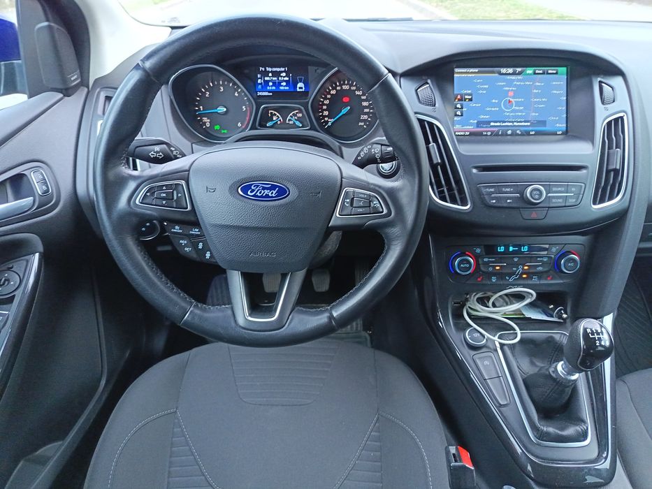 FORD Focus 2016 — imagine 10