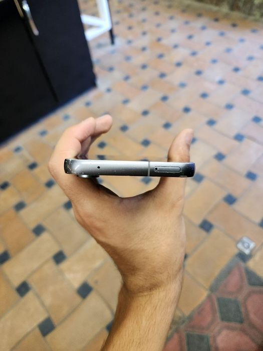 S 23 Fe.   256Gb