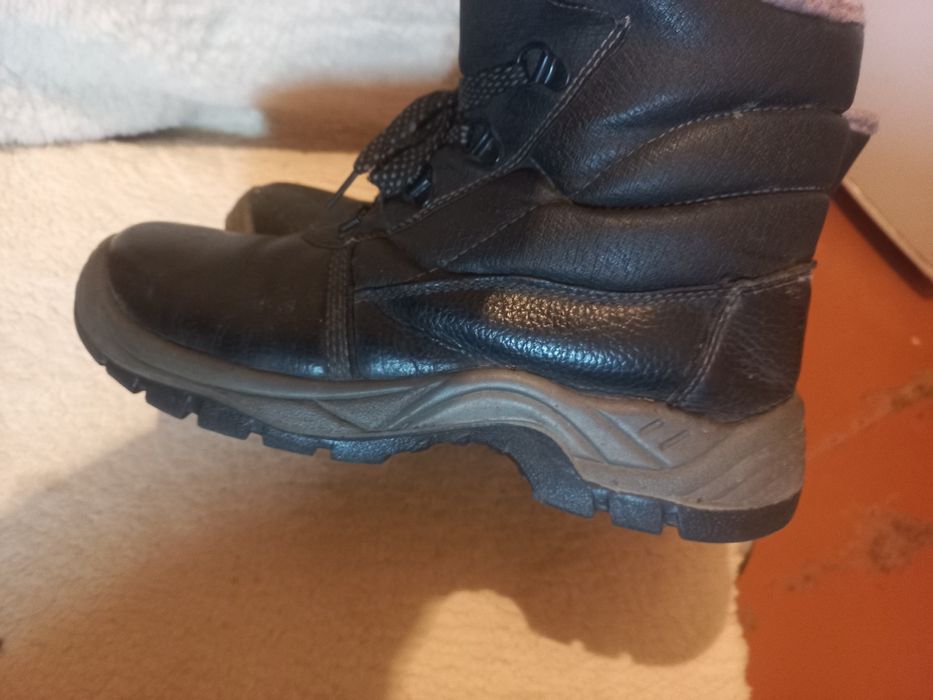 Обувь на работу 41.5 размер