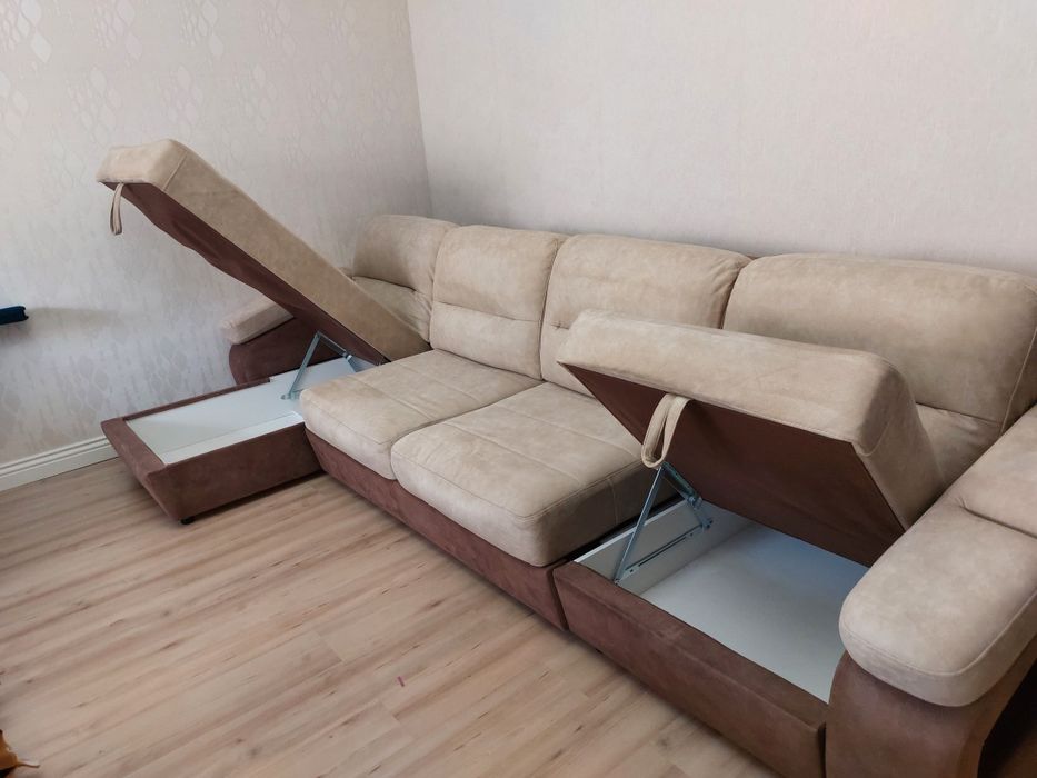 Продам угловой диван.