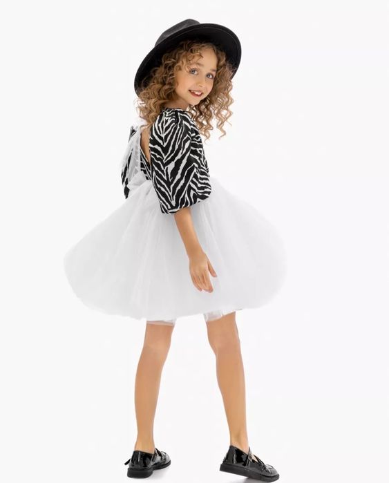 Платье нарядное новое