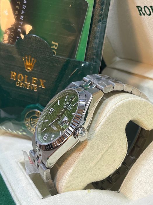 Ceas Rolex Land Dweller