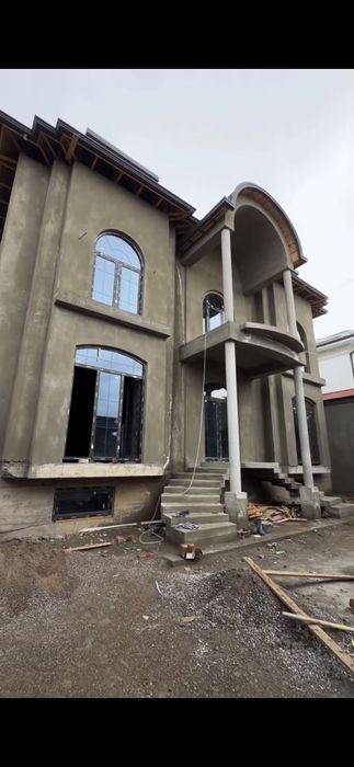 Продаётся шикарный частный 7.3 сотки в Юнусабадском районе.