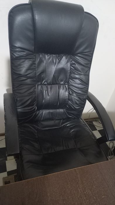 Продаётся офисные кресло