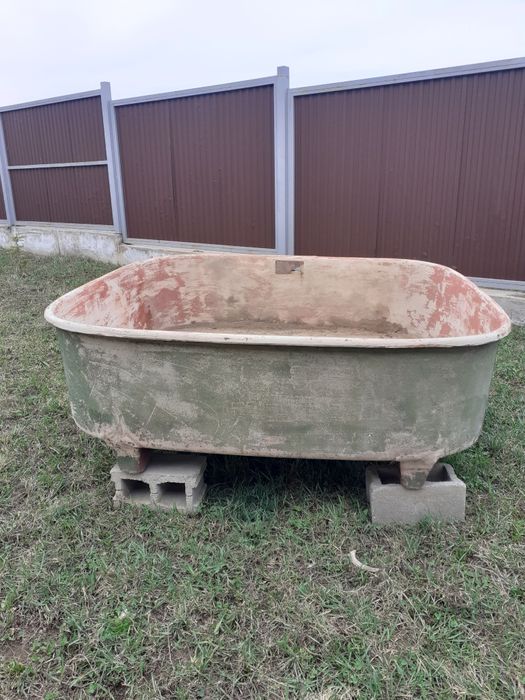 Бассейн продаётся