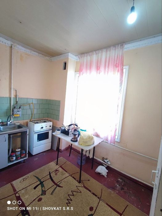 Квартира на Кушбеги 1/4/5 общ пл 39м ,балкон 2*3