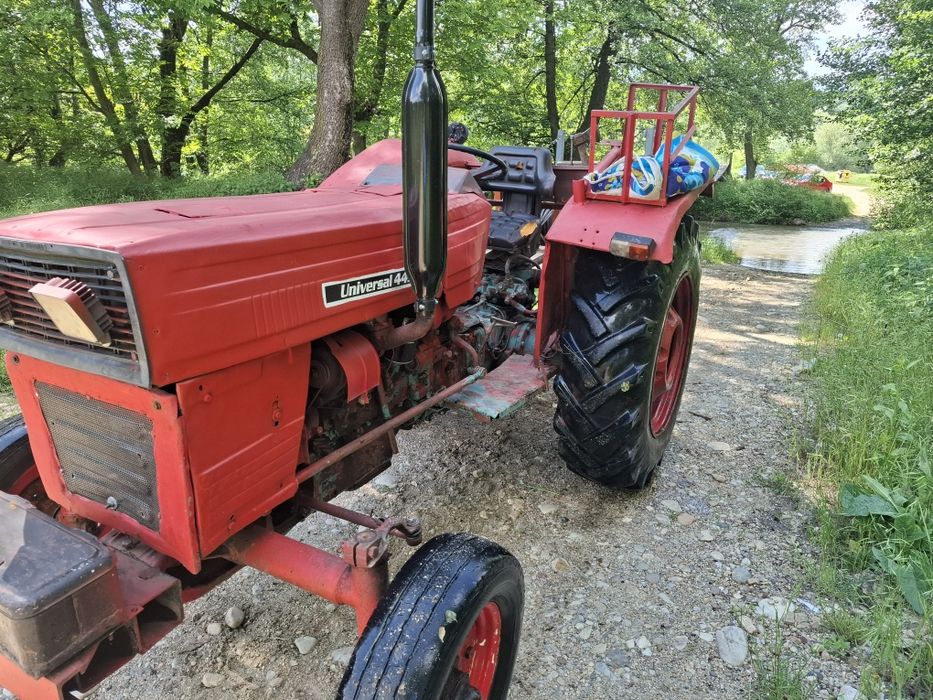 Tractor u445 Românesc