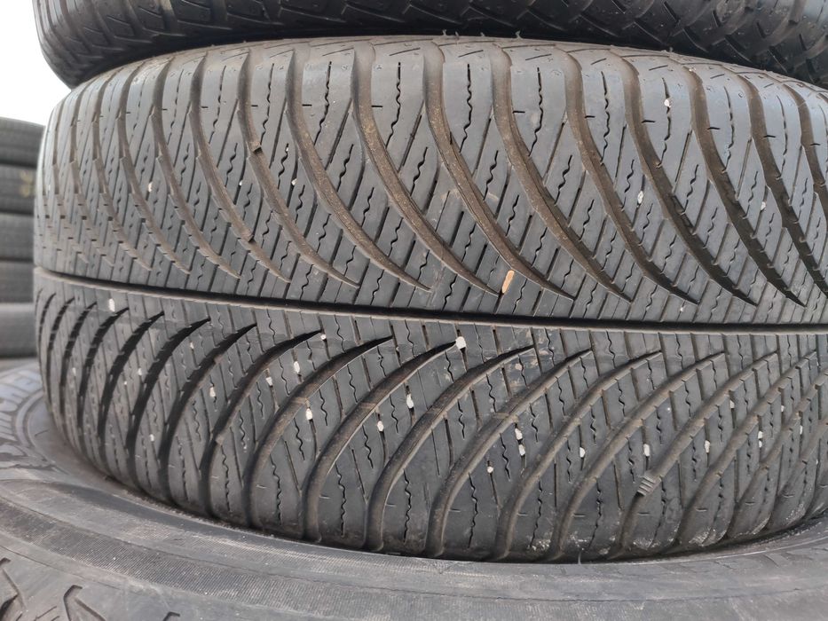 2бр Всесезонни гуми 195 50 15 - Goodyear