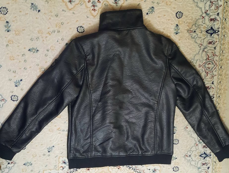 Куртка кожаная, утеплённая,размер 48-50
