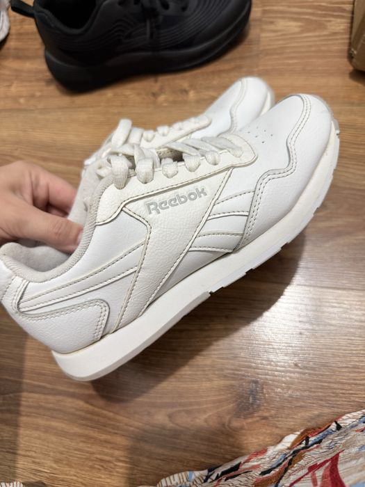 Продам обувь reebok