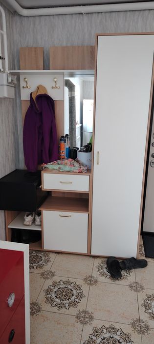 Продам прихожку новый