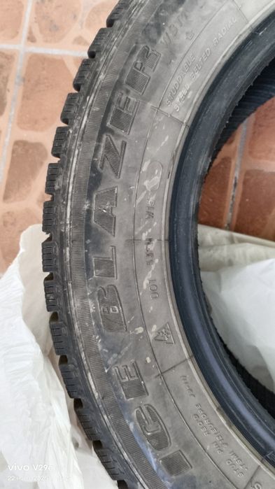 Шины зимние,шипы