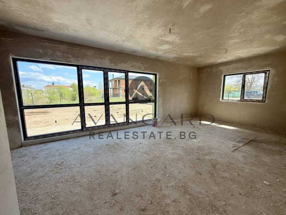 оф.25659 Едноетажна къща / Скутаре