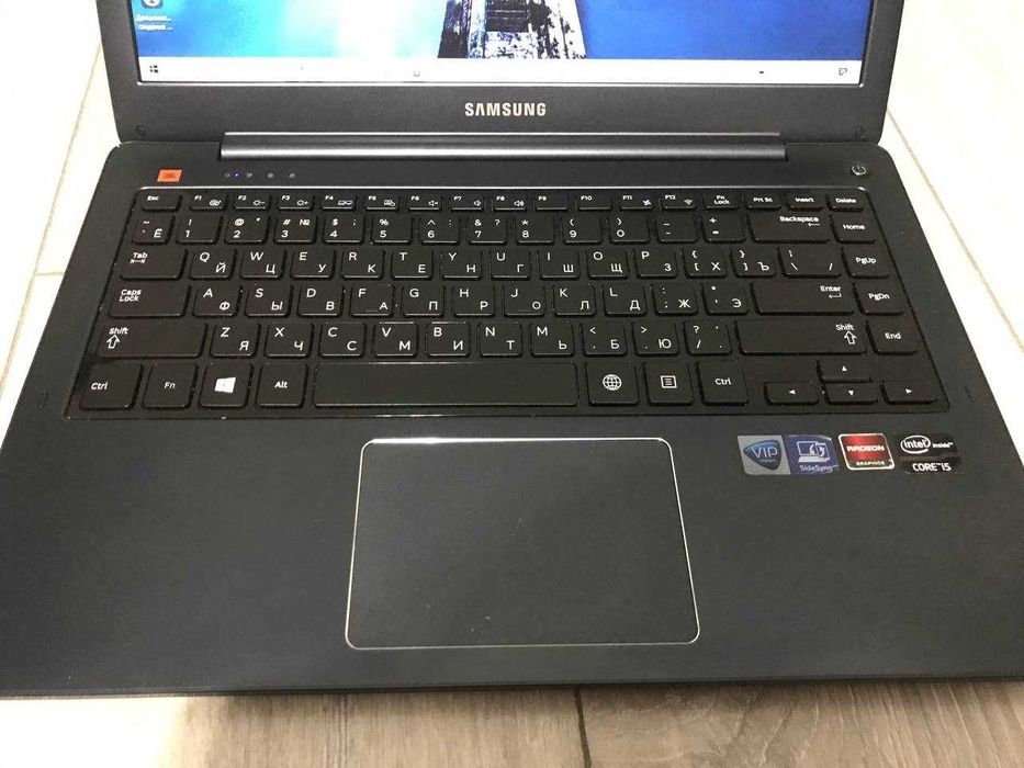 Ультрабук Ноутбук Samsung NP530U4E, i5, 8gb, Radeon 8750M