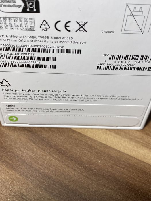 iPhone 17• 256 GB • Sage