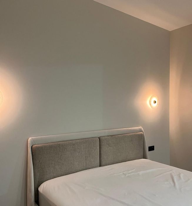 Современная кровать по вашим требованиям и размерам