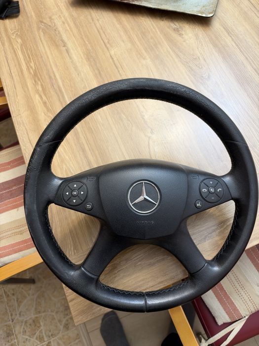 Волан за Мерцедес w204