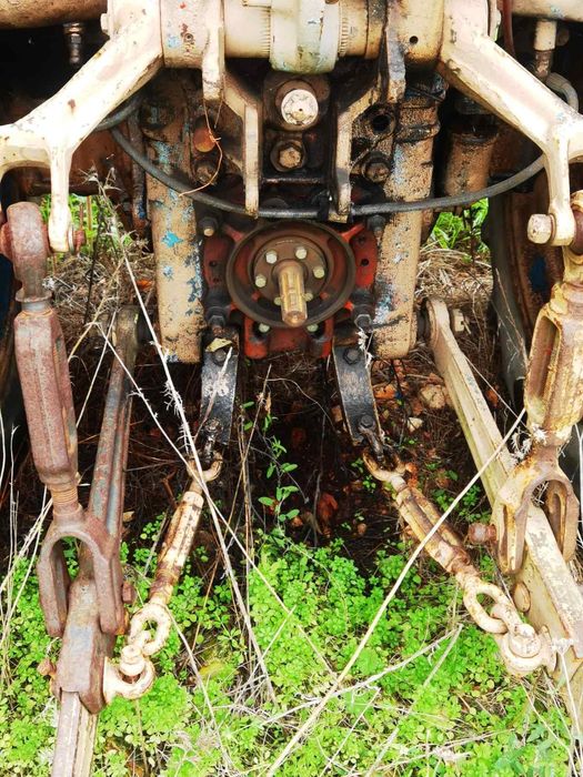 Трактор Болгар ТК 82 с предно.