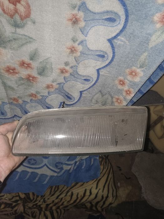 Продам запчасти на Мазду кронос