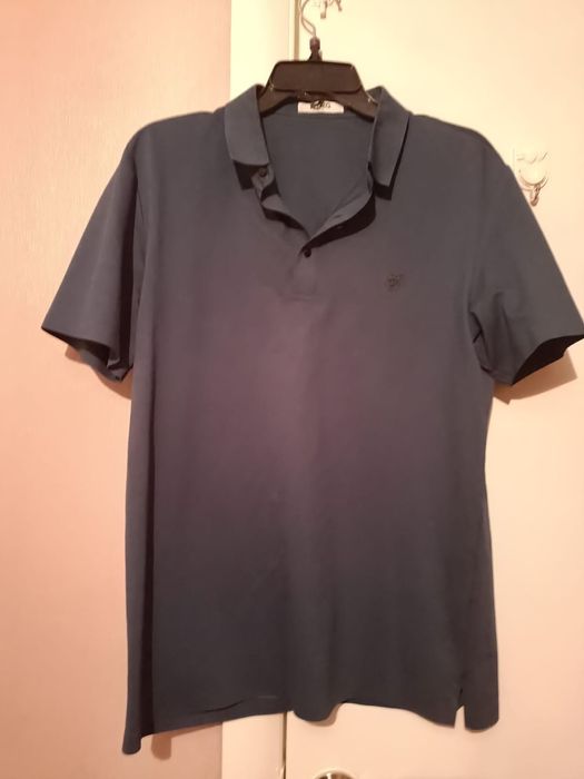 Продам футболку с воротником