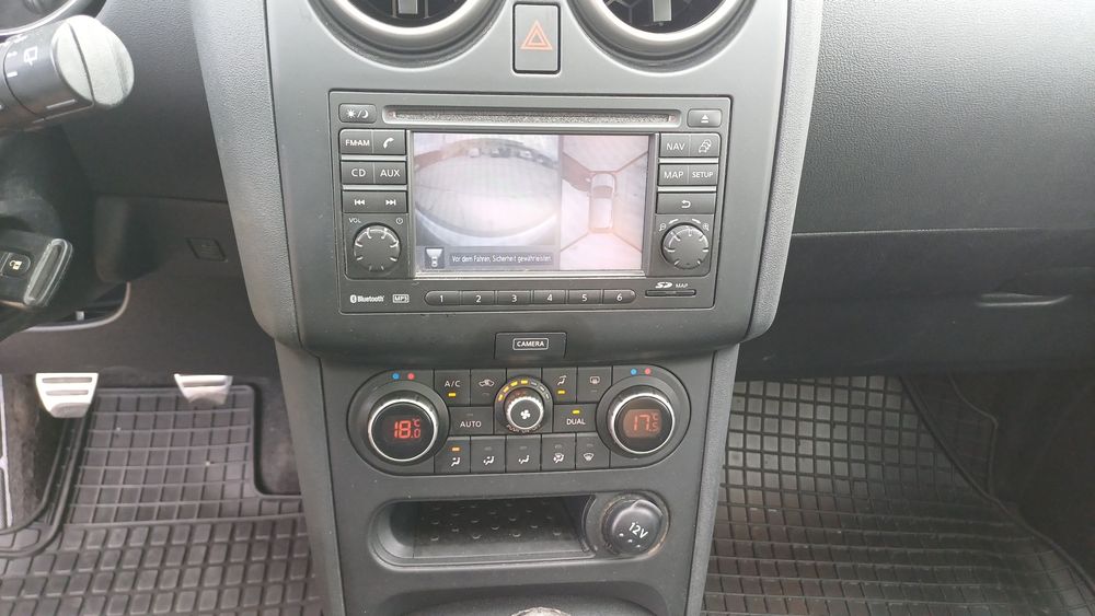 Nissan Qashqai 1.5 dci 110 cai 6 trepte ,clima,navi,panorama,camere 360  Import Germania