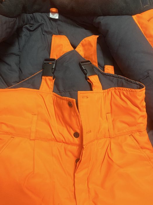 Продаю Зимнюю спецодежду