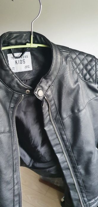 Geaca piele Terranova kids 8-9 ani + tricou GRATIS