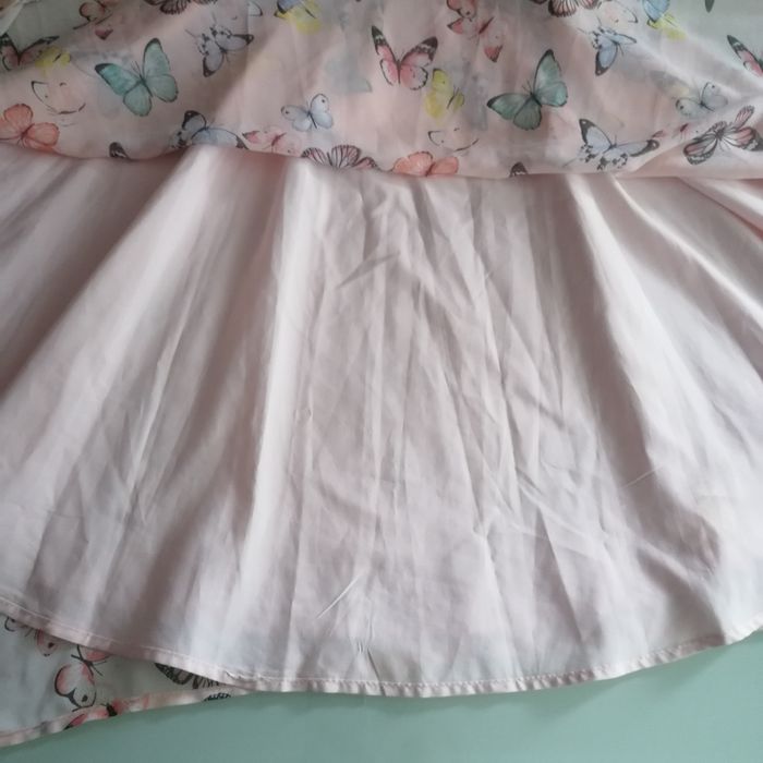 7-8 г рокля H&M уникална