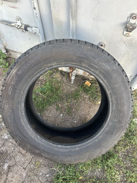 Продам покрышки R18 состояние отличное