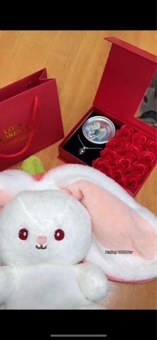 Подарочный бокс: Дышащий зайчик + жемчуг в ракушке